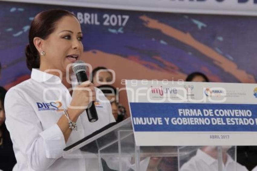 FIRMA DE CONVENIO IMJUVE Y GOBIERNO ESTATAL