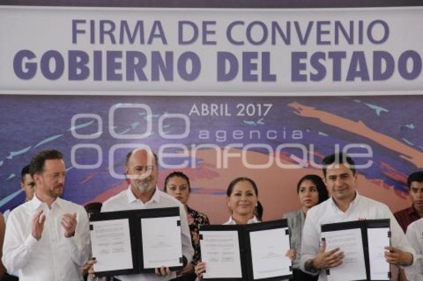 FIRMA DE CONVENIO IMJUVE Y GOBIERNO ESTATAL