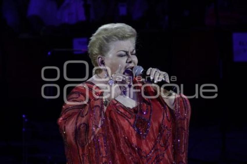 FERIA DE PUEBLA . PAQUITA LA DEL BARRIO