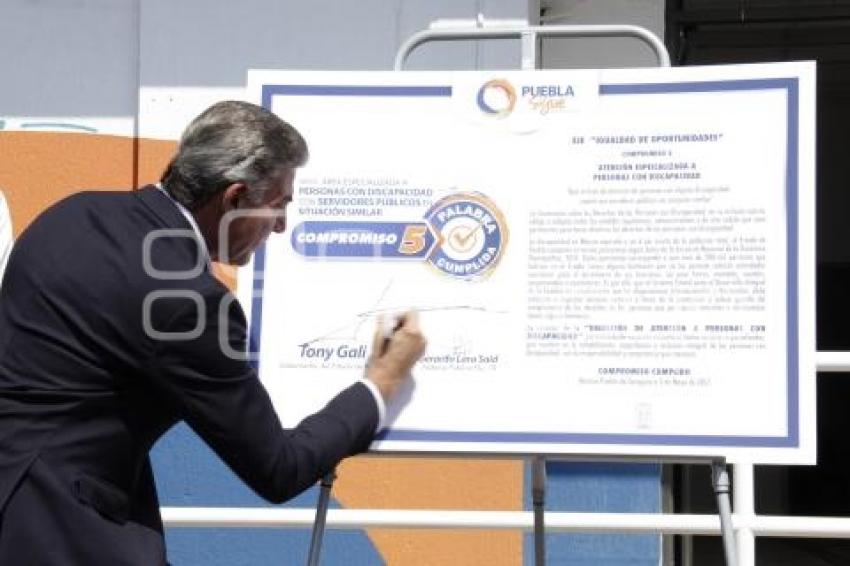 INSTALACIONES PARA PERSONAS CON DISCAPACIDAD