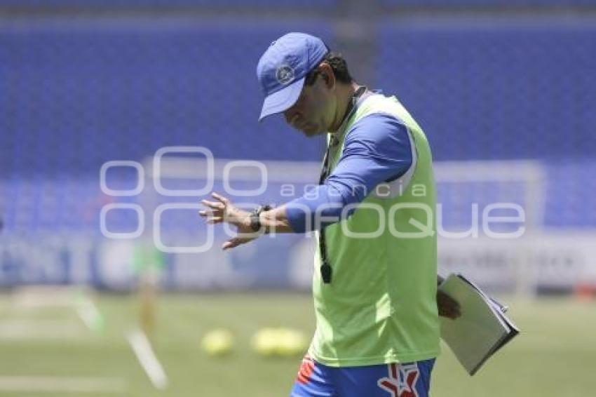 ENTRENAMIENTO . CLUB PUEBLA