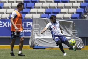 ENTRENAMIENTO . CLUB PUEBLA