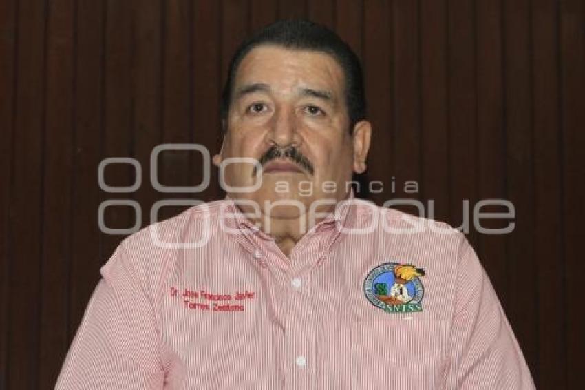 ENTREGA RECONOCIMIENTOS IMSS