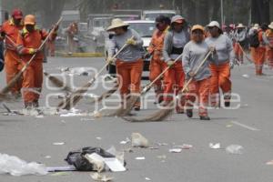 5 DE MAYO . DESFILE