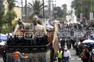 5 DE MAYO . DESFILE