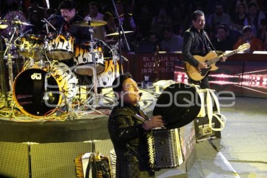 FERIA DE PUEBLA . TIGRES DEL NORTE