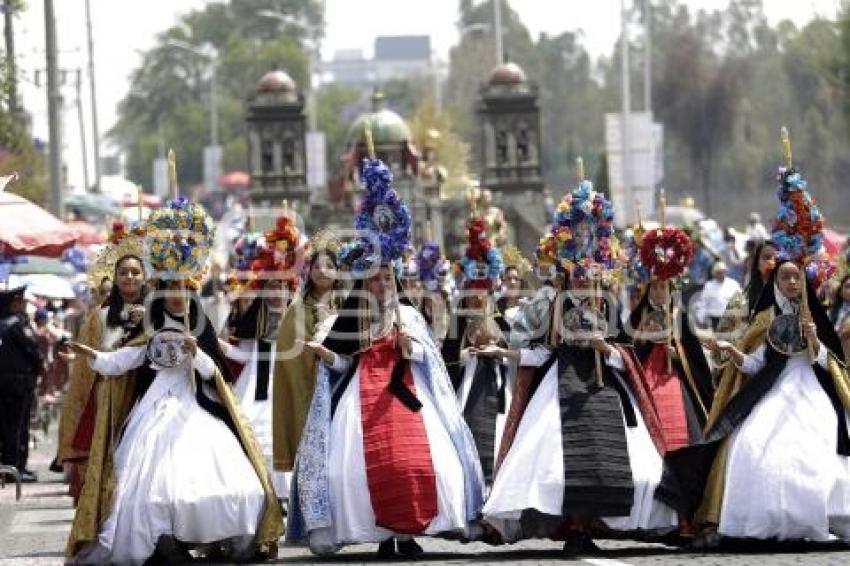 5 DE MAYO . DESFILE