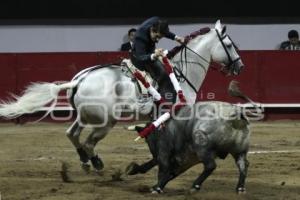 ACRÓPOLIS . CORRIDA 5 DE MAYO