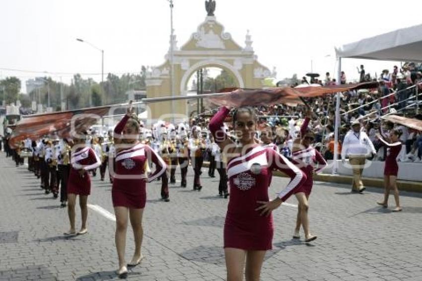 5 DE MAYO . DESFILE