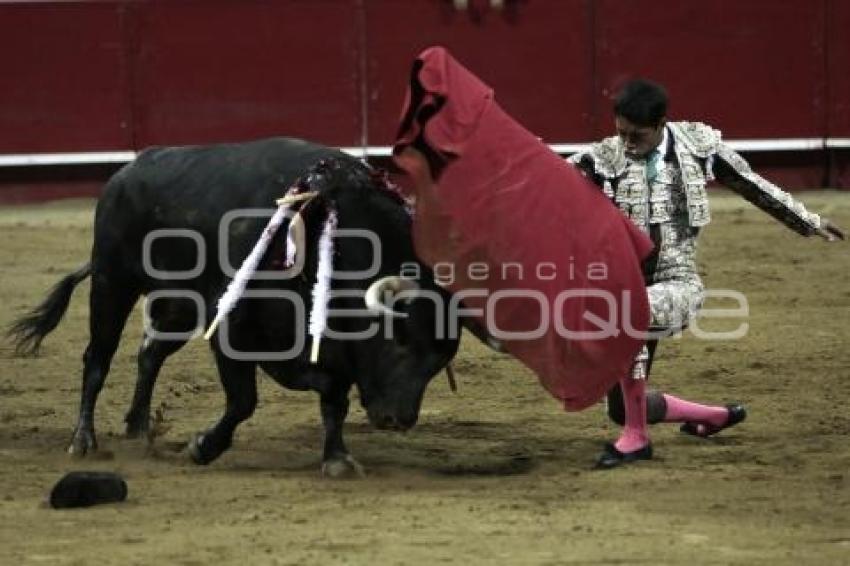 ACRÓPOLIS . CORRIDA 5 DE MAYO