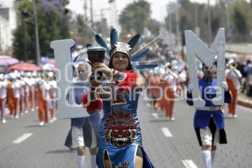 5 DE MAYO . DESFILE