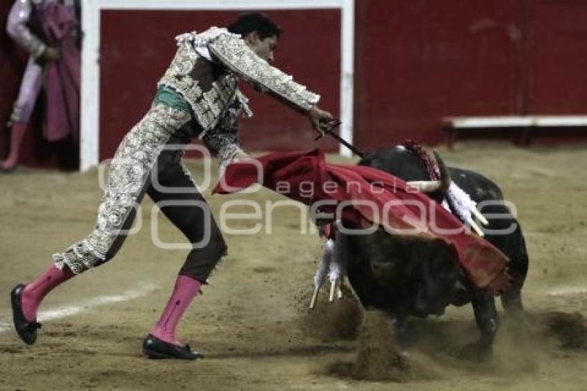 ACRÓPOLIS . CORRIDA 5 DE MAYO