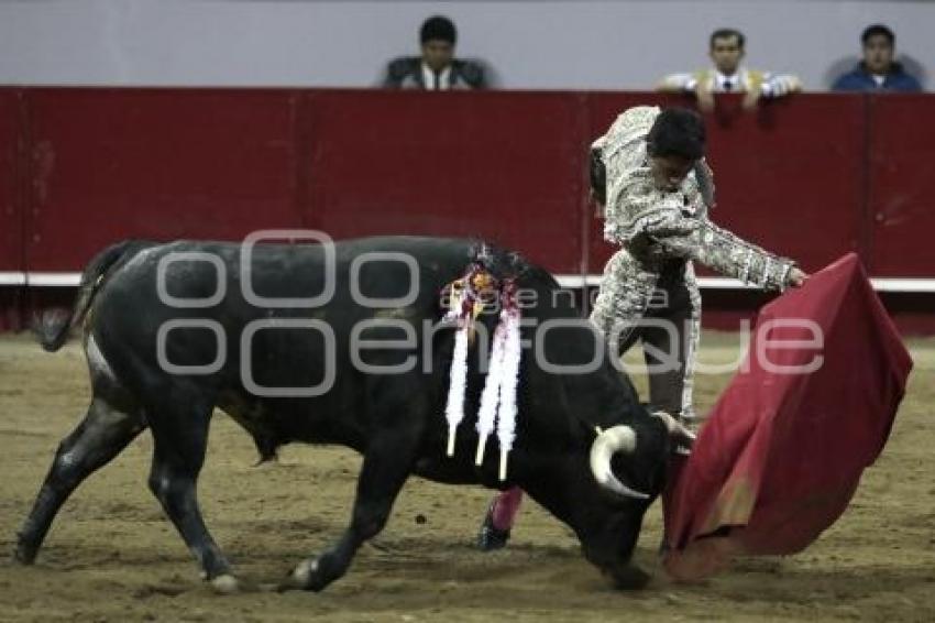 ACRÓPOLIS . CORRIDA 5 DE MAYO