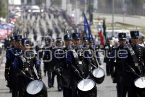 5 DE MAYO . DESFILE