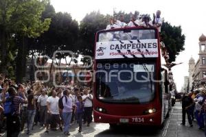 FESTEJO LOBOS BUAP