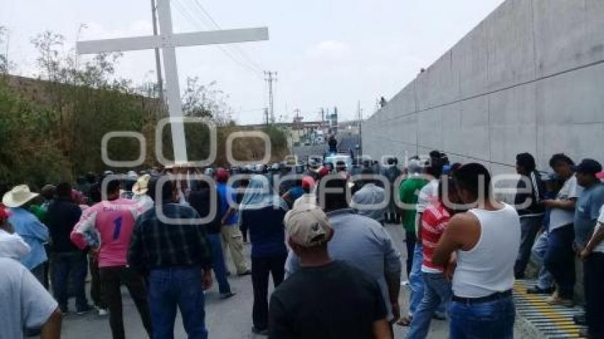 MANIFESTACIÓN AUTOPISTA