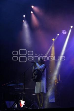 FERIA DE PUEBLA . JULIETA VENEGAS