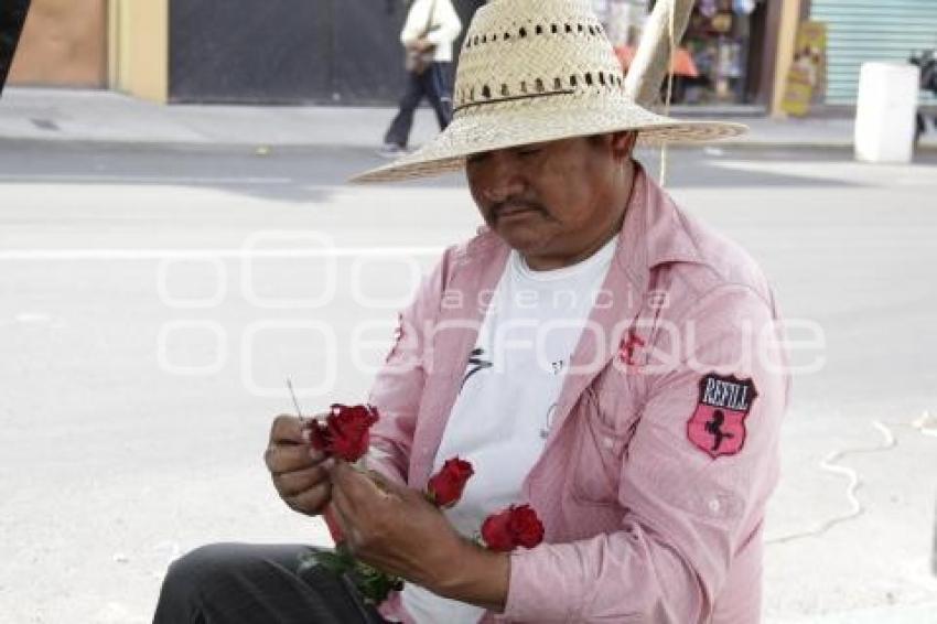 DÍA DE LAS MADRES . FLORES