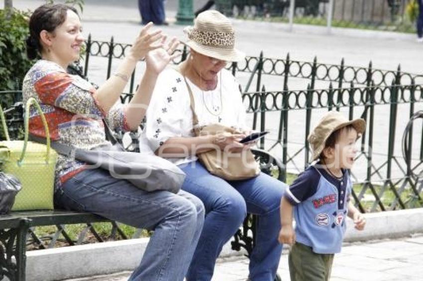 DÍA DE LAS MADRES