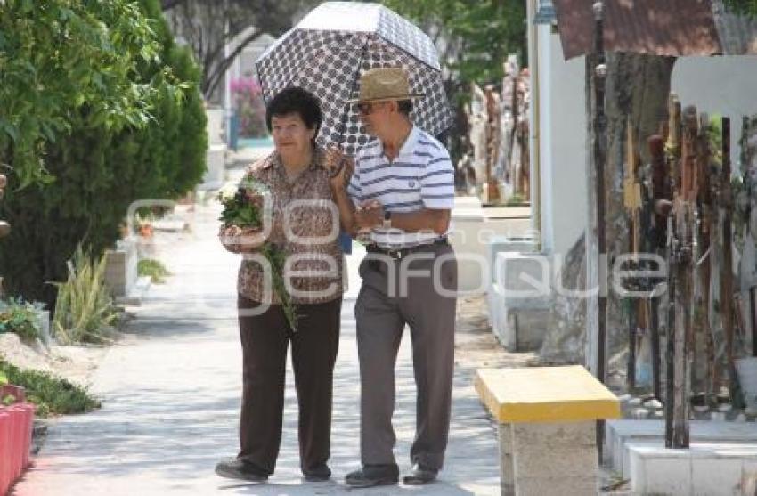 DÍA DE LAS MADRES . TEHUACÁN