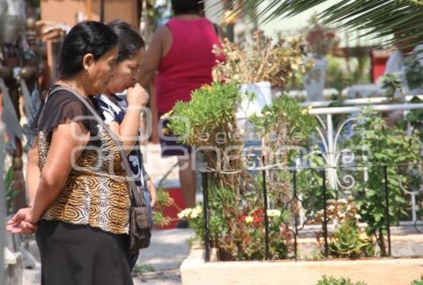 DÍA DE LAS MADRES . TEHUACÁN
