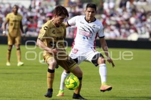 FÚTBOL . LOBOS VS DORADOS