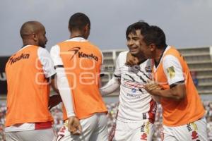 FÚTBOL . LOBOS VS DORADOS