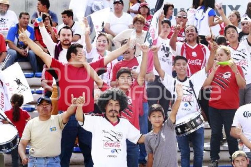 FÚTBOL . LOBOS VS DORADOS