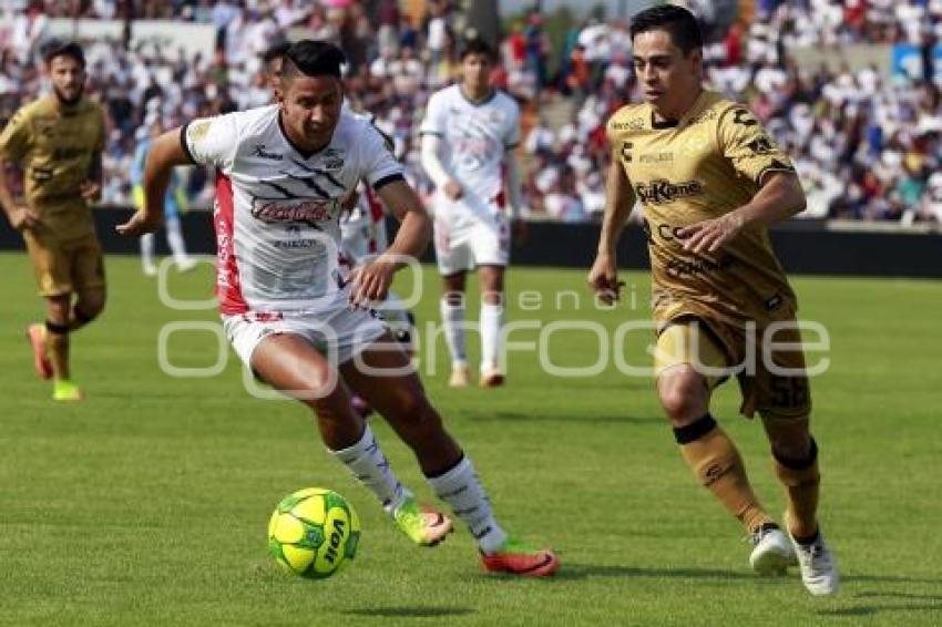 FÚTBOL . LOBOS VS DORADOS