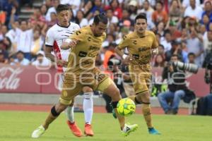 FÚTBOL . LOBOS VS DORADOS