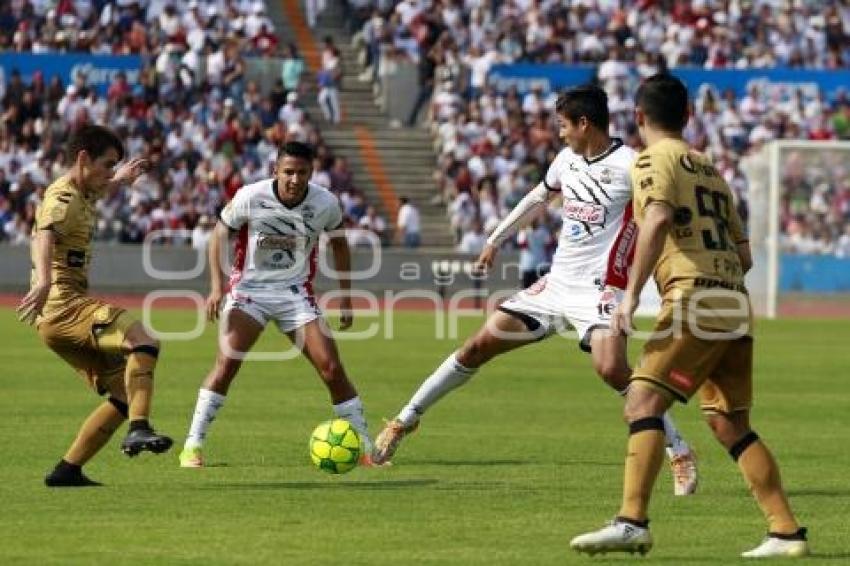 FÚTBOL . LOBOS VS DORADOS