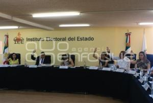 IEE . SESIÓN ORDINARIA