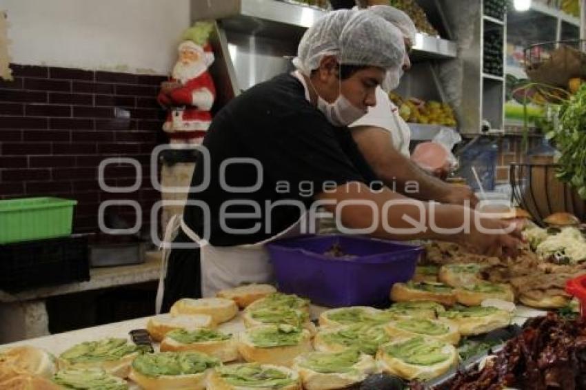 MERCADO . AGUACATE