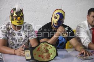 LUCHA LIBRE . METAMORFOSIS