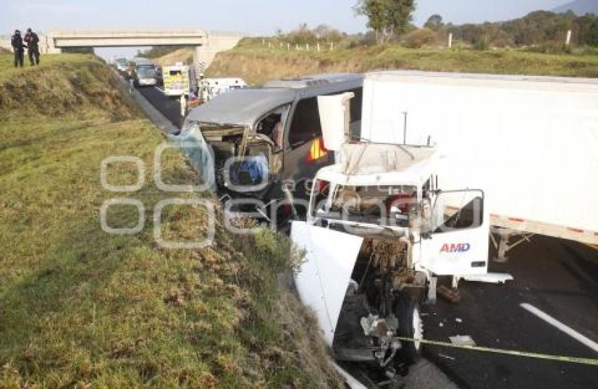 CHOQUE . AUTOPISTA AMOZOC-PEROTE