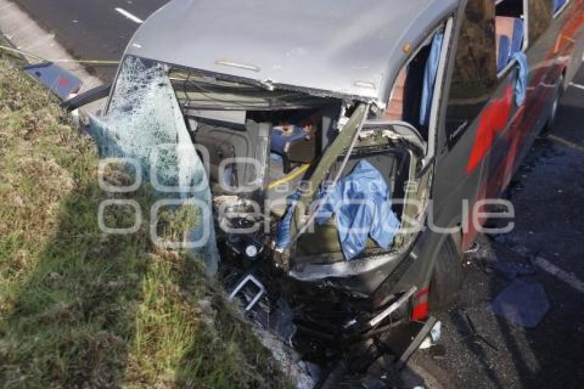 CHOQUE . AUTOPISTA AMOZOC-PEROTE