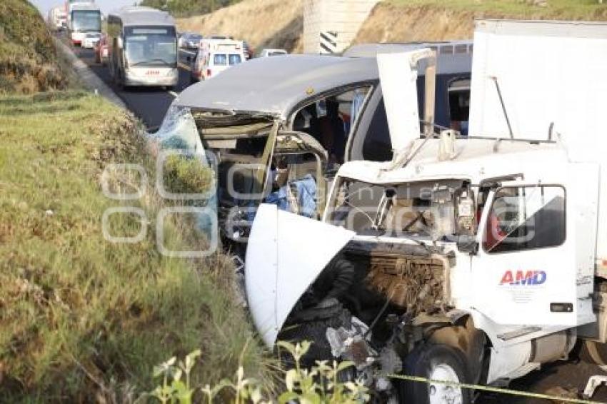 CHOQUE . AUTOPISTA AMOZOC-PEROTE