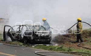 QUEMA DE PATRULLA Y COCHE