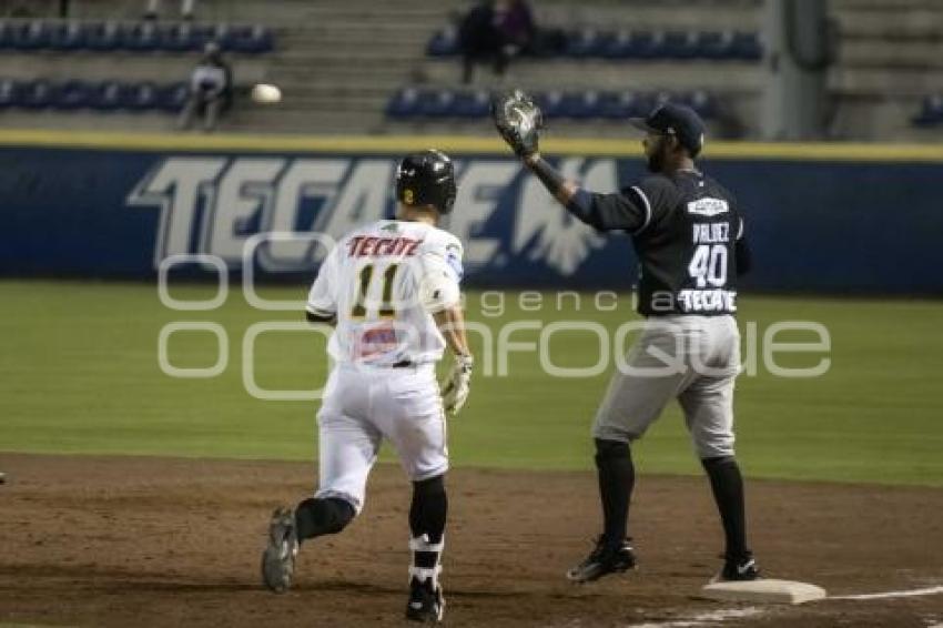 BÉISBOL . PERICOS VS SULTANES