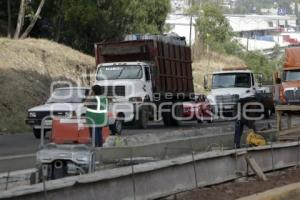 TRÁFICO . AUTOPISTA PUEBLA-MÉXICO