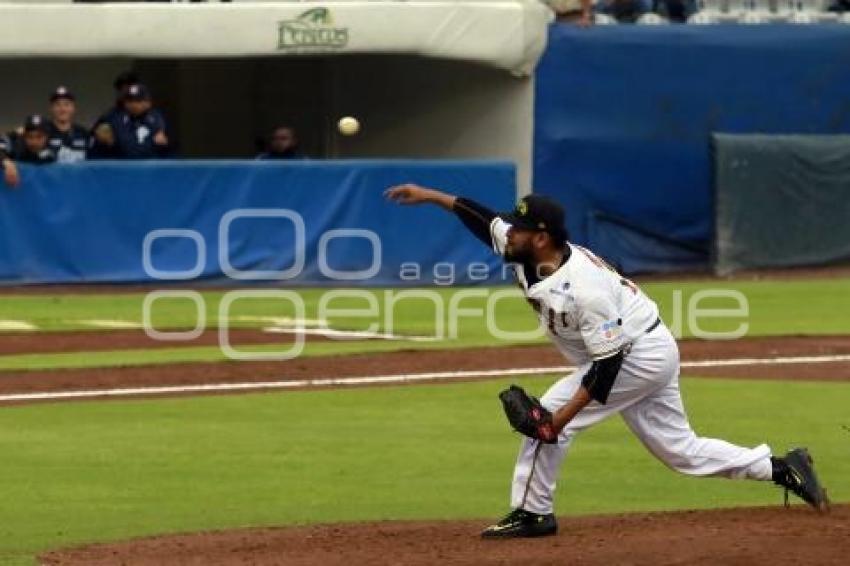 BÉISBOL . PERICOS VS SULTANES