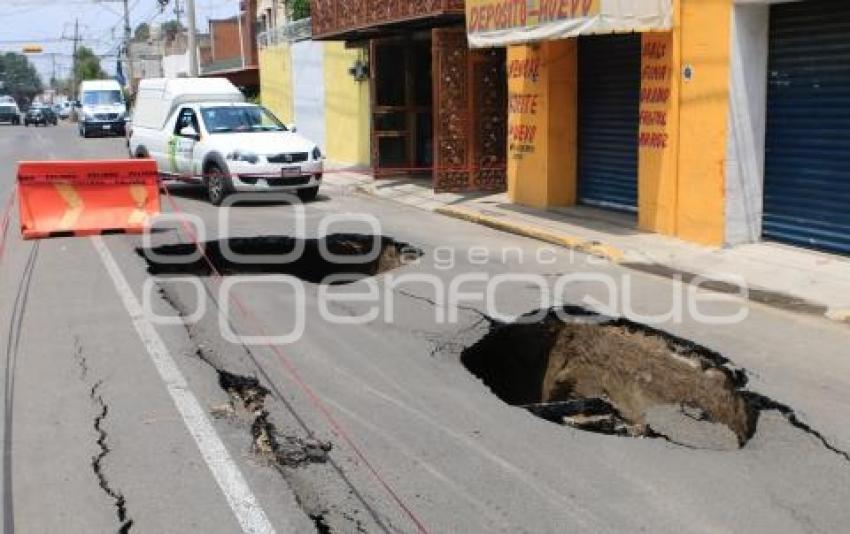 COLAPSA CALLE . SAN FELIPE HUEYOTLIPAN