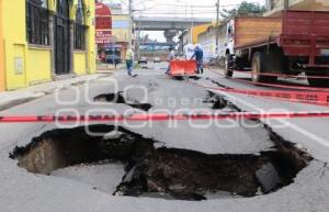 COLAPSA CALLE . SAN FELIPE HUEYOTLIPAN