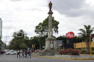 AVENIDA JUÁREZ