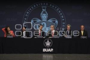 BUAP . PREMIO CENEVAL