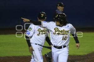 BÉISBOL . PERICOS VS OLMECAS