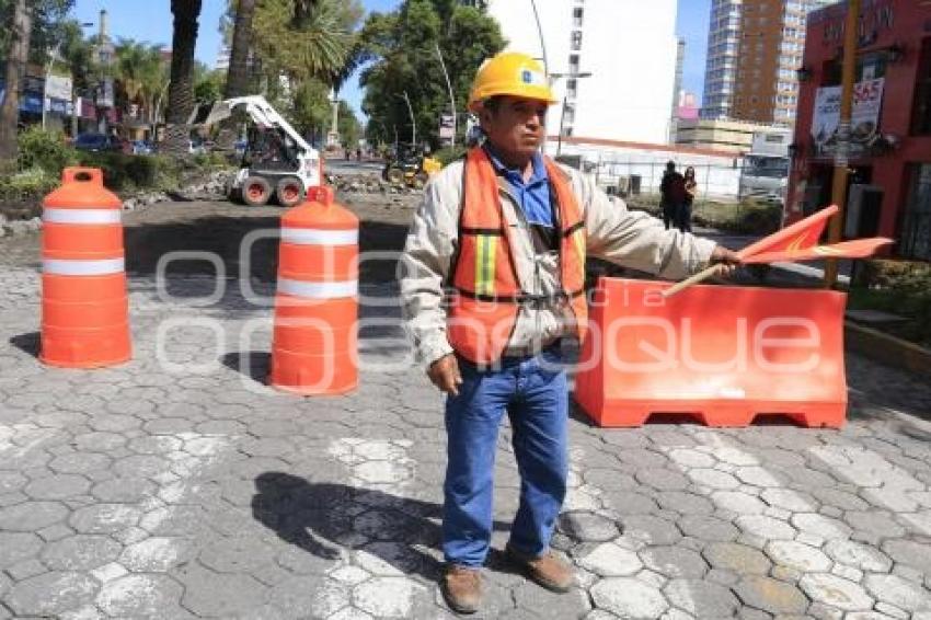 OBRAS . AVENIDA JUÁREZ