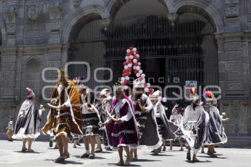 RELIGIÓN . DANZA