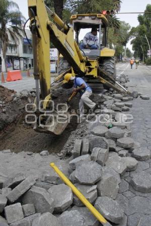 OBRAS . AVENIDA JUÁREZ