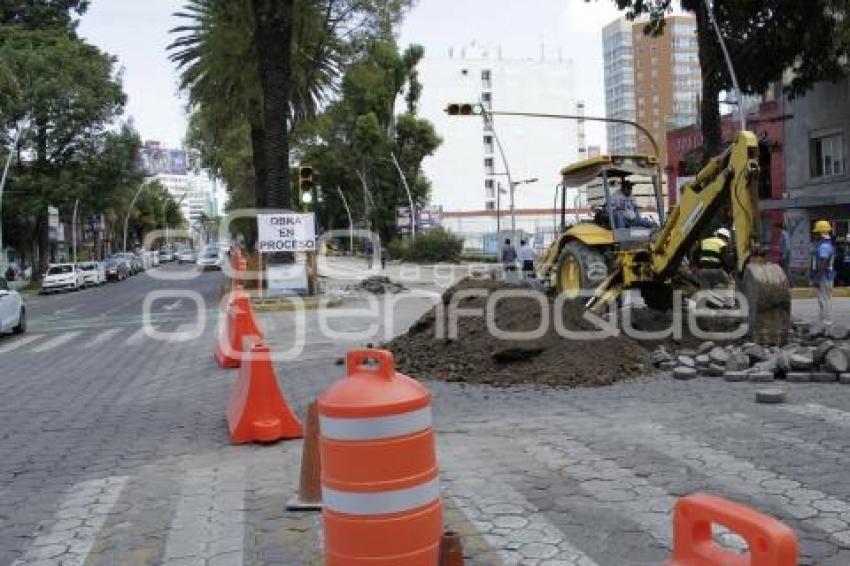 OBRAS . AVENIDA JUÁREZ